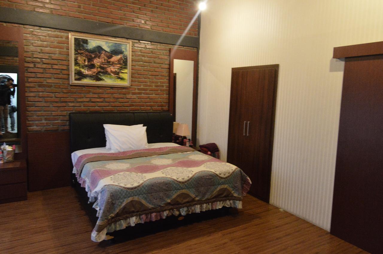 Villa Buleud Garut Eksteriør billede