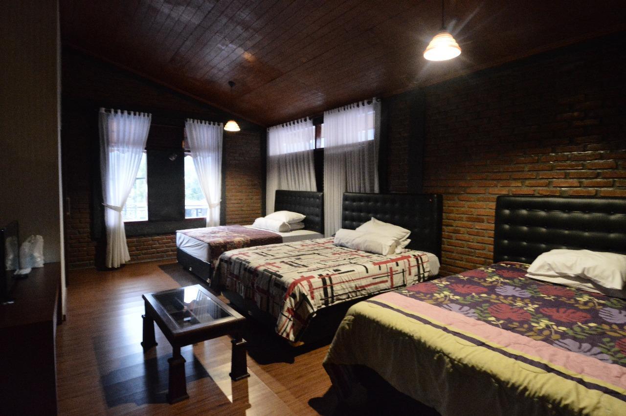 Villa Buleud Garut Eksteriør billede